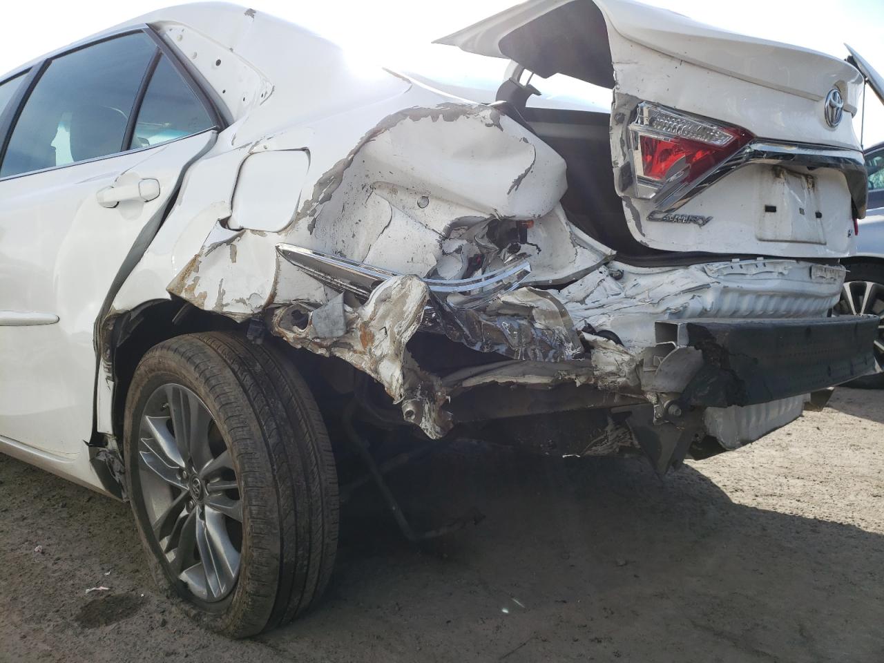 Photo 9 from auction – 2016 TOYOTA CAMRY LE with VIN 4T1BF1FK0GU259074
