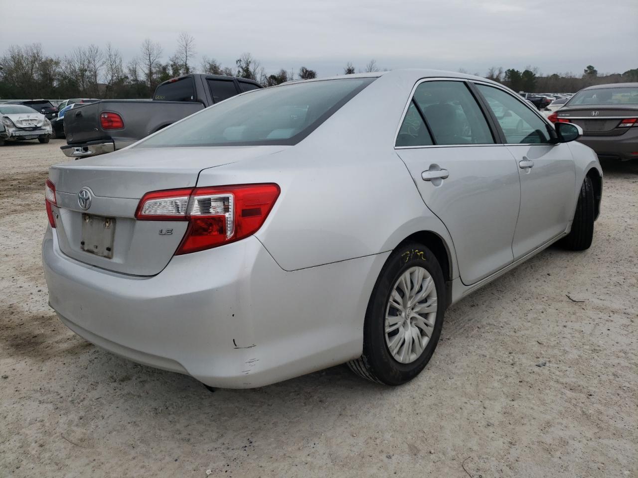 Photo 4 from auction – 2013 TOYOTA CAMRY L with VIN 4T4BF1FK5DR314295