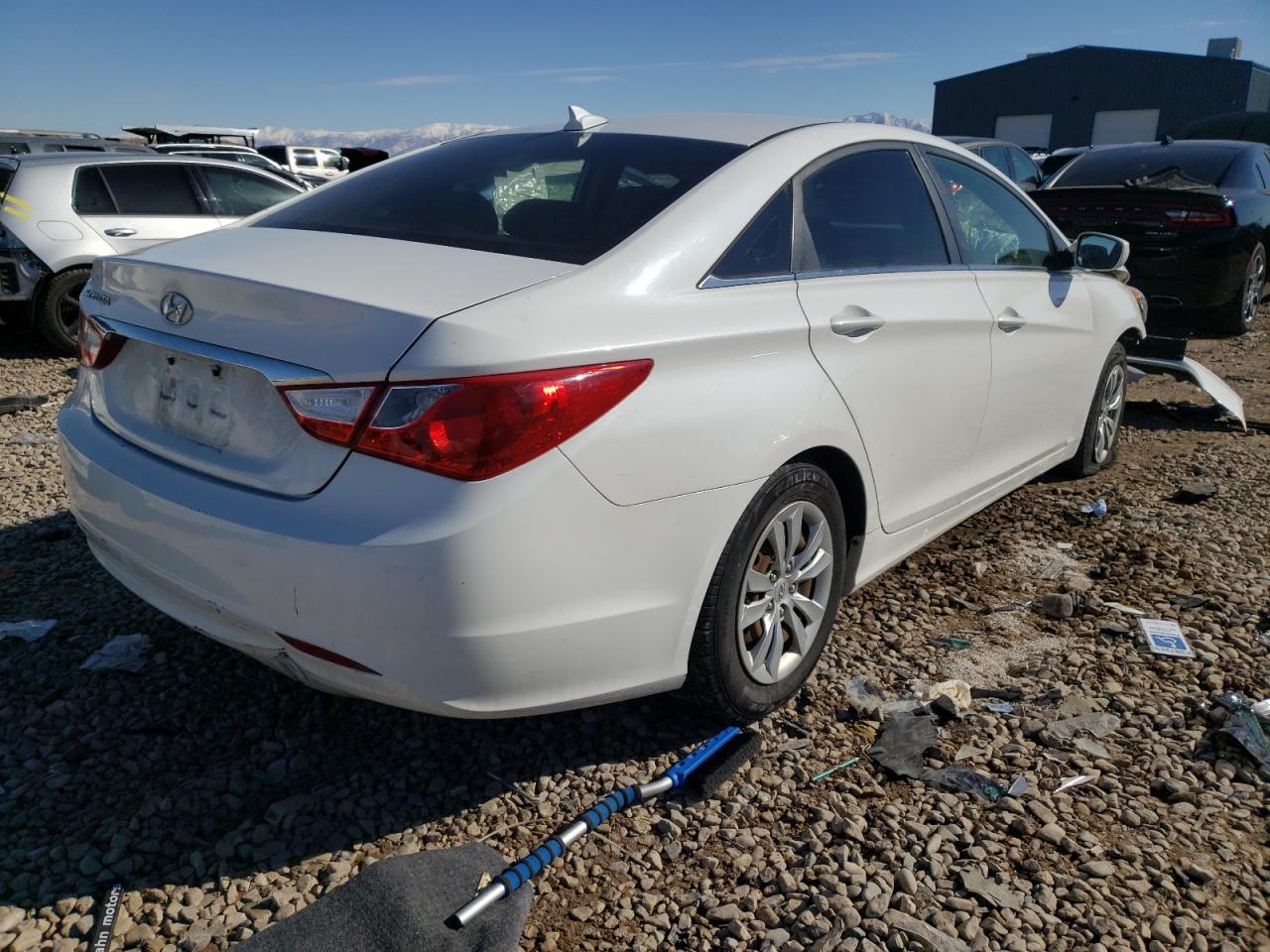 Photo 4 from auction – 2012 HYUNDAI SONATA GLS with VIN 5NPEB4AC8CH435324