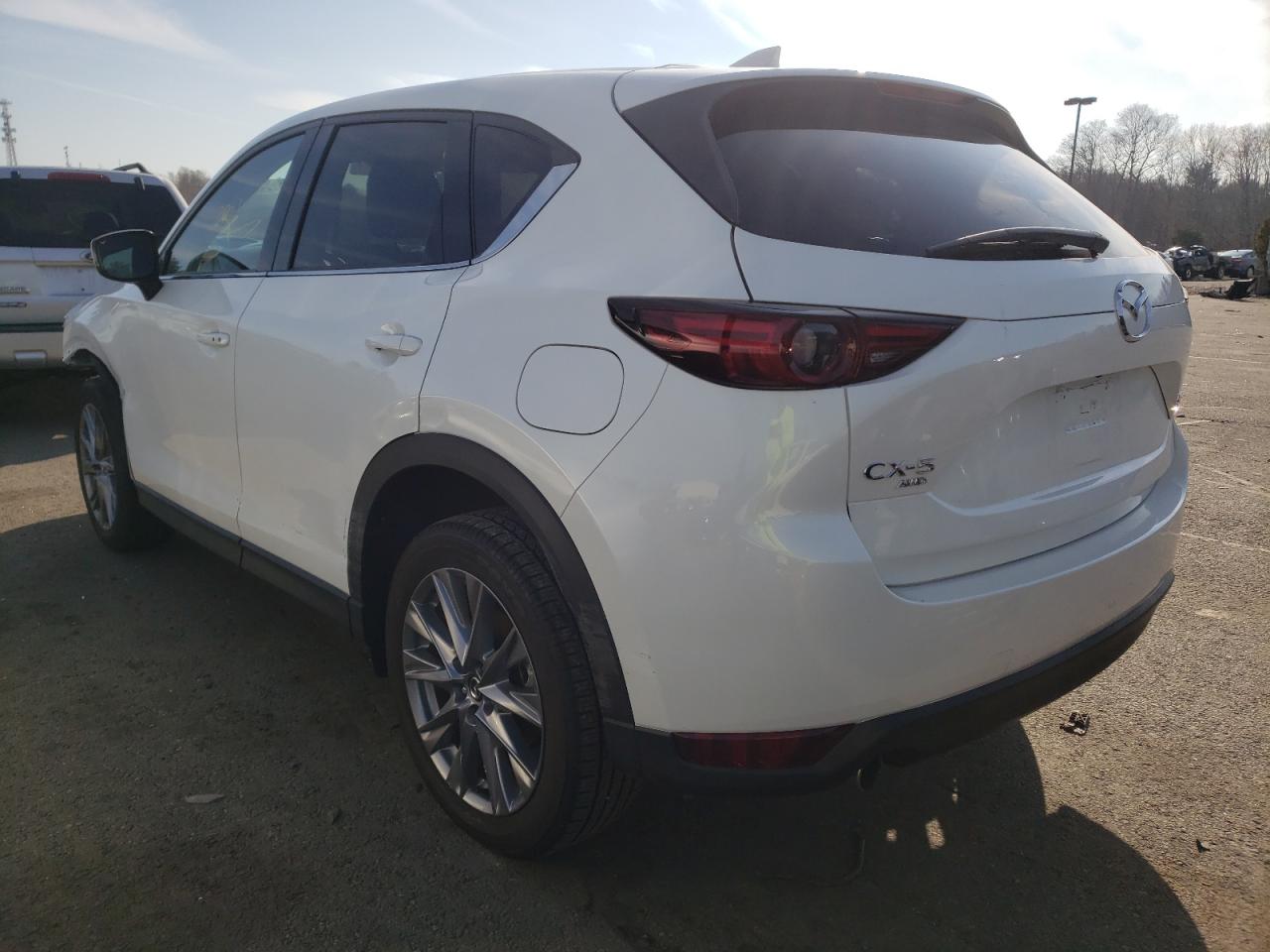 Photo 3 from auction – 2021 MAZDA CX-5 GRAND with VIN JM3KFBAYXM0420577
