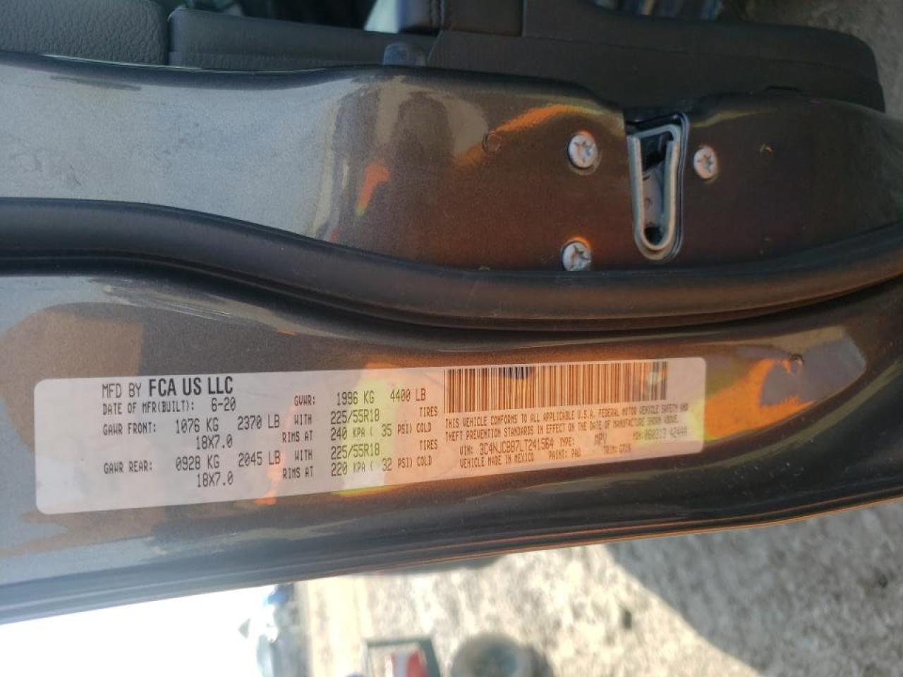 Photo 10 from auction – 2020 JEEP COMPASS LA with VIN 3C4NJCBB7LT241564