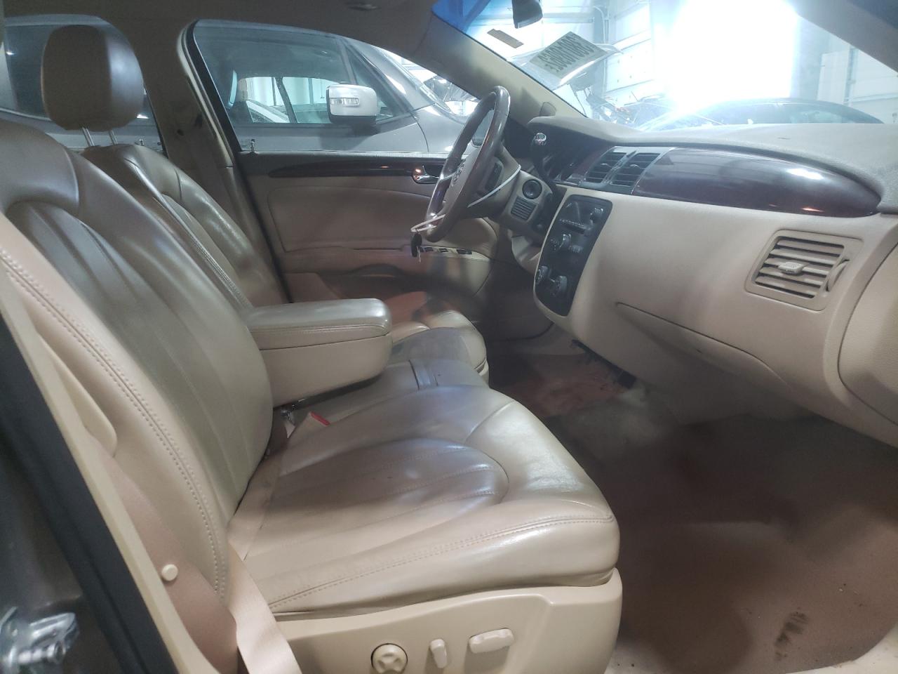 Photo 5 from auction – 2006 BUICK LUCERNE CX with VIN 1G4HD57276U232944