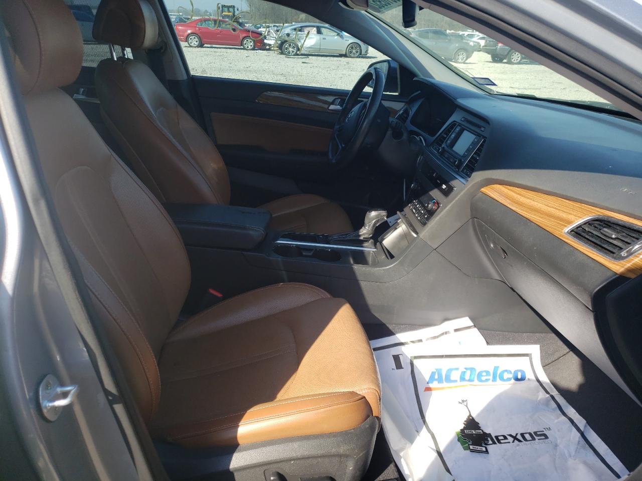 Photo 5 from auction – 2015 HYUNDAI SONATA SPO with VIN 5NPE34AF5FH218499