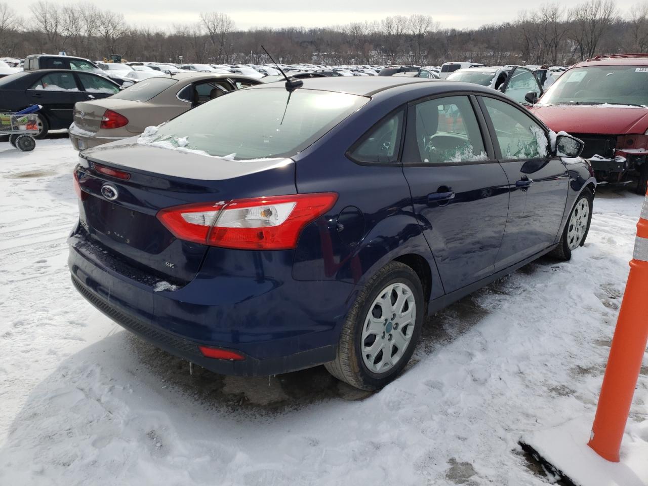 Photo 4 from auction – 2012 FORD FOCUS SE with VIN 1FAHP3F22CL157420