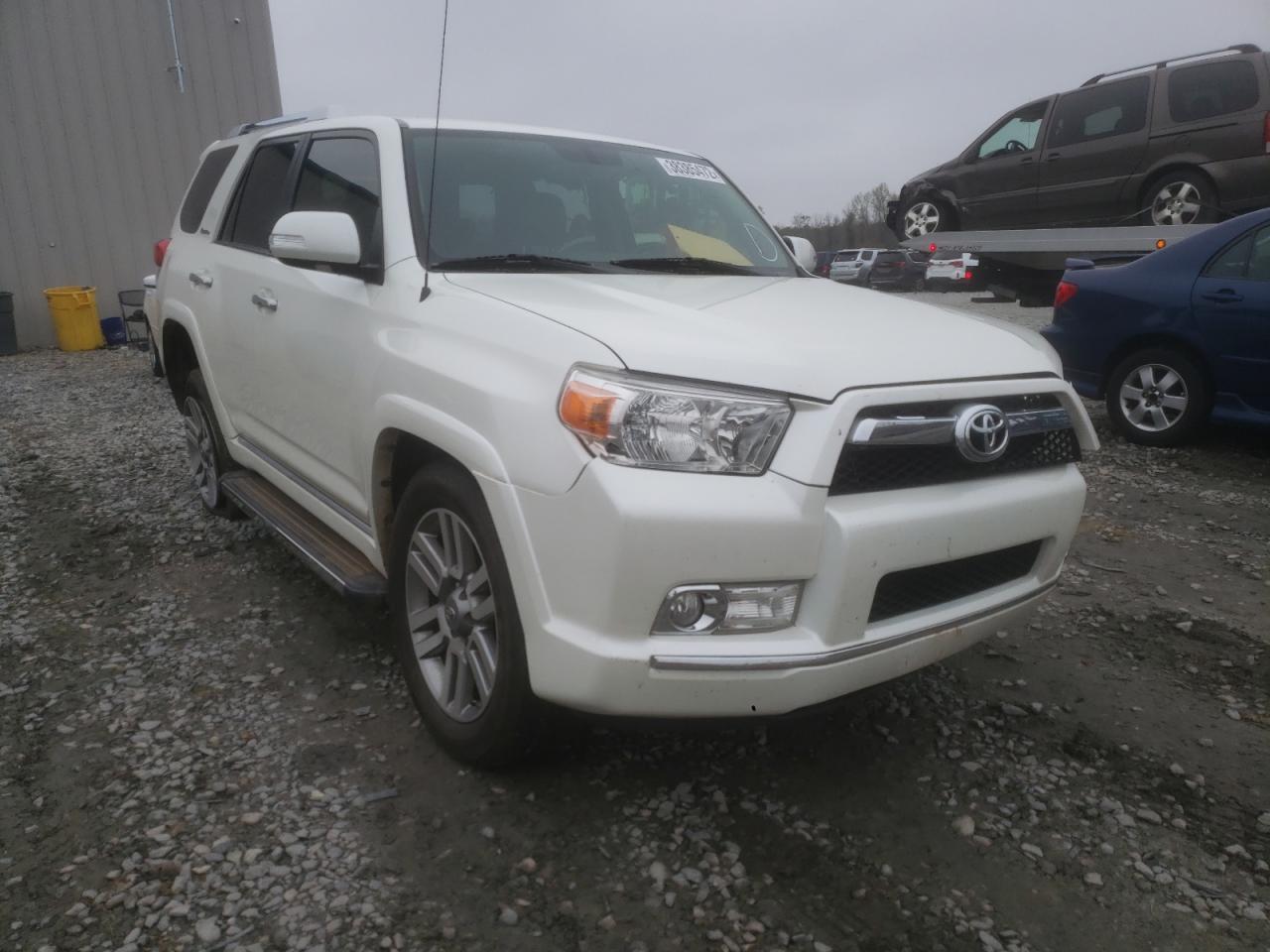 TOYOTA 4RUNNER SR 2013 with VIN JTEZU5JR1D5055891 - Photo from auction