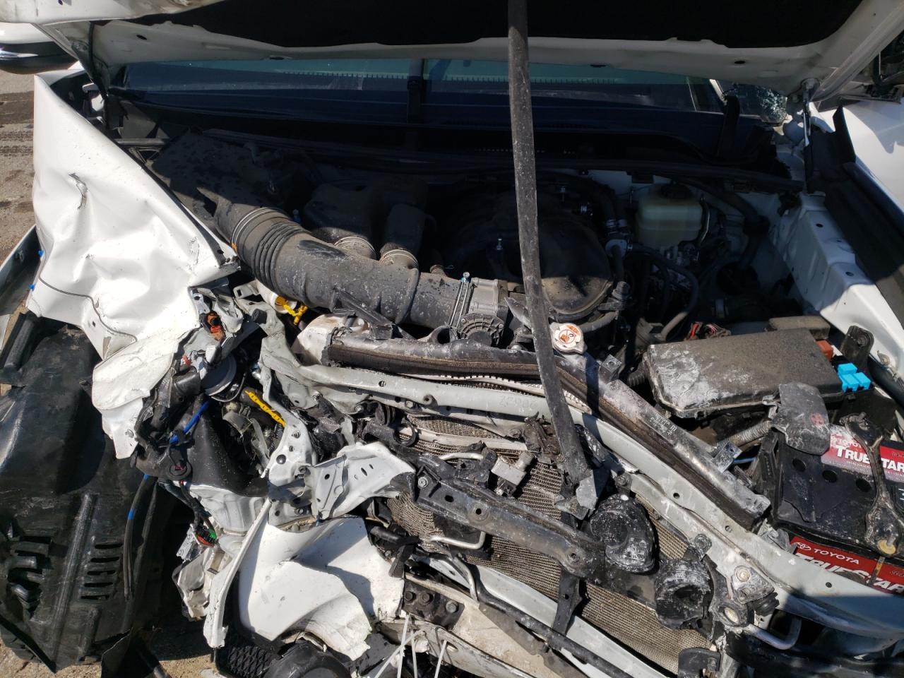 Photo 7 from auction – 2017 TOYOTA 4RUNNER SR with VIN JTEBU5JR9H5427002