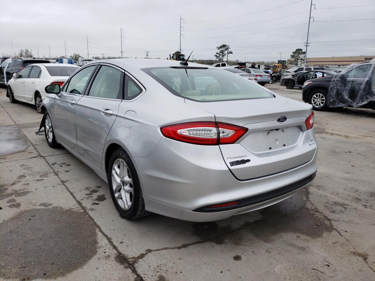 Photo 3 from auction – 2016 FORD FUSION SE with VIN 3FA6P0HD4GR332472