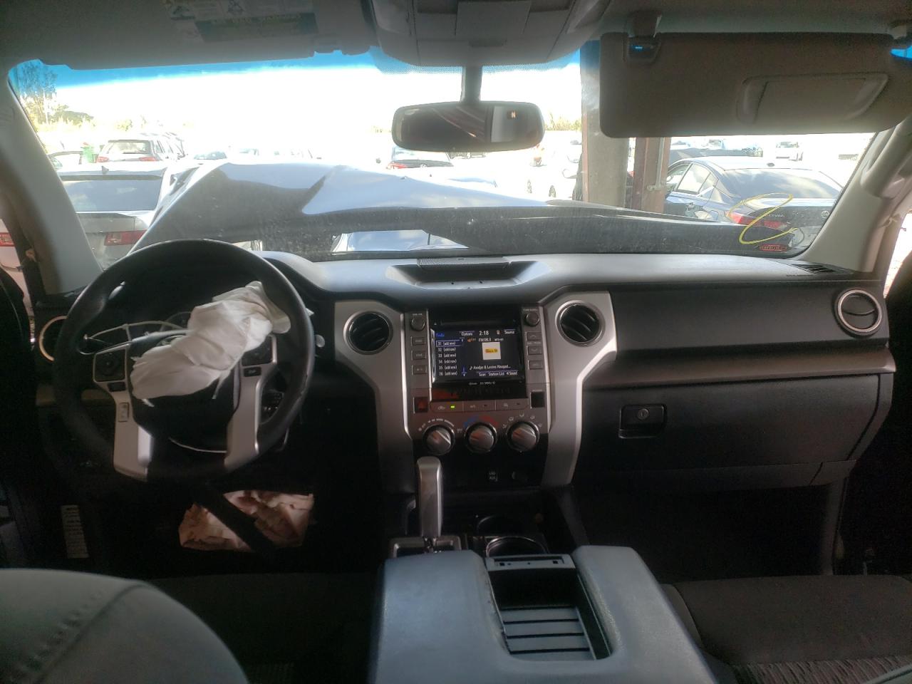 Photo 9 from auction – 2014 TOYOTA TUNDRA DOU with VIN 5TFRY5F1XEX169907
