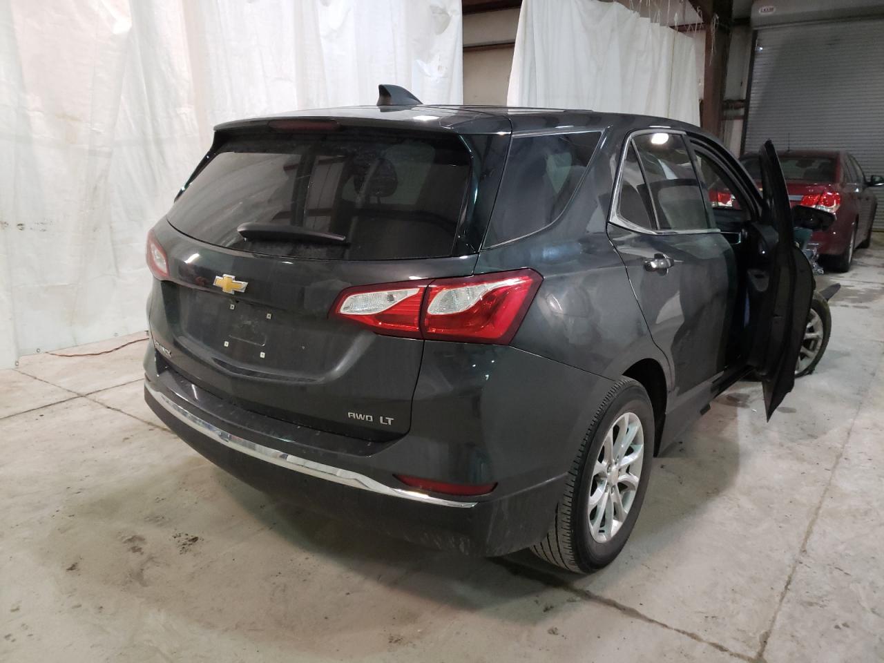 Photo 4 from auction – 2017 CHEVROLET EQUINOX LT with VIN 3GNAXSEV9JS646218