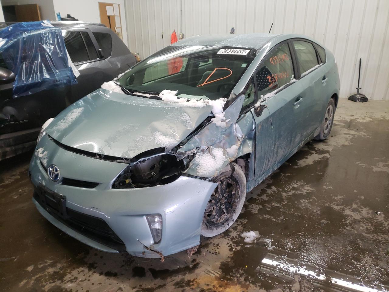 Photo 2 from auction – 2014 TOYOTA PRIUS with VIN JTDKN3DU8E1749087