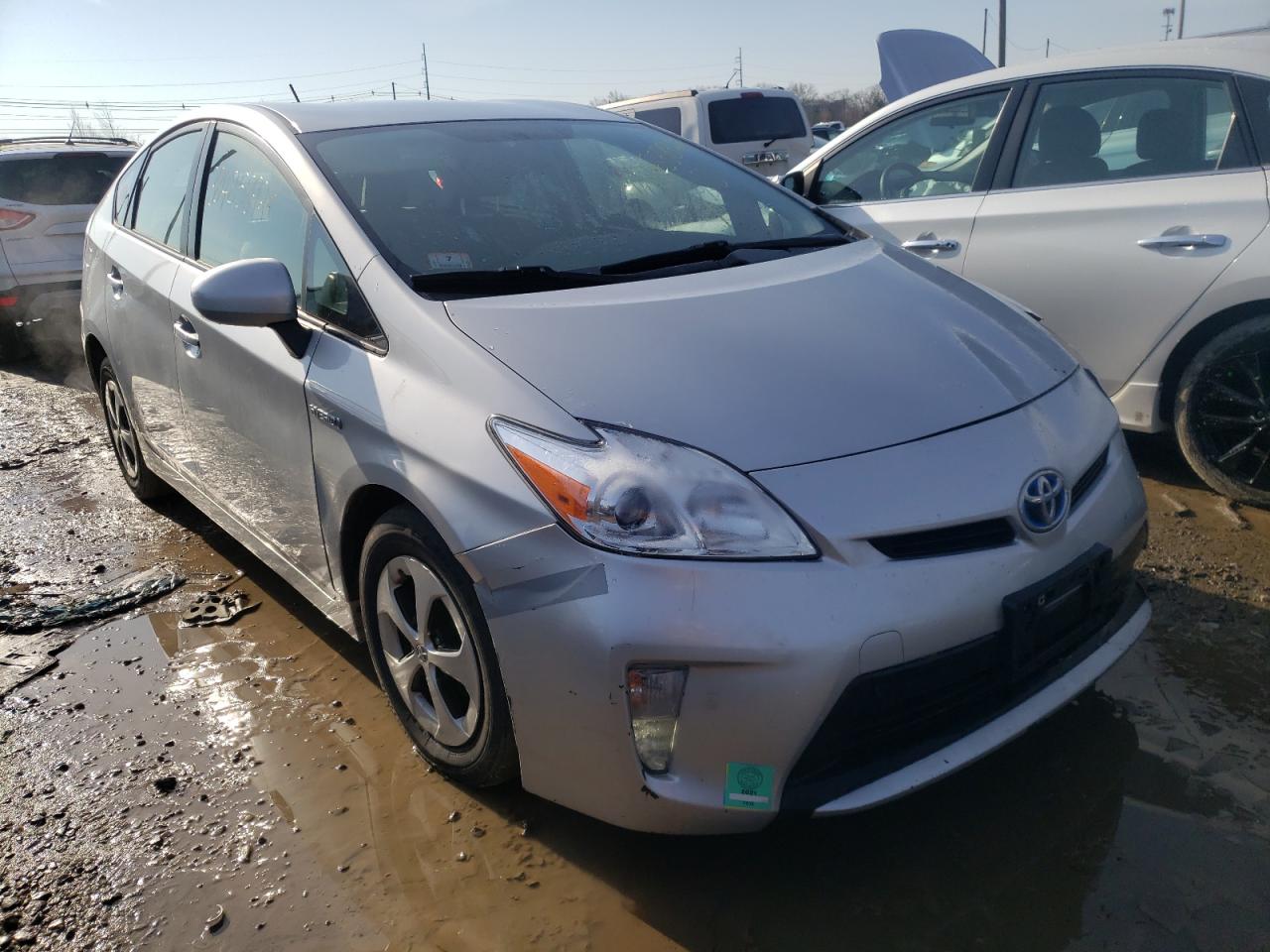 Фото 1 с аукциона – 2015 TOYOTA PRIUS с VIN JTDKN3DU1F0396554