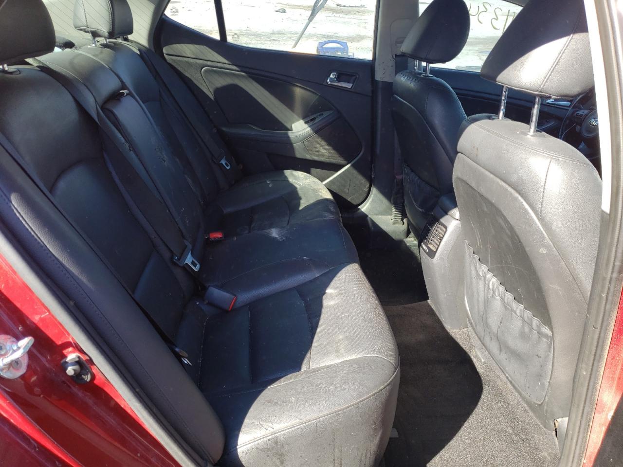Photo 6 from auction – 2015 KIA OPTIMA SX with VIN 5XXGR4A65FG367028
