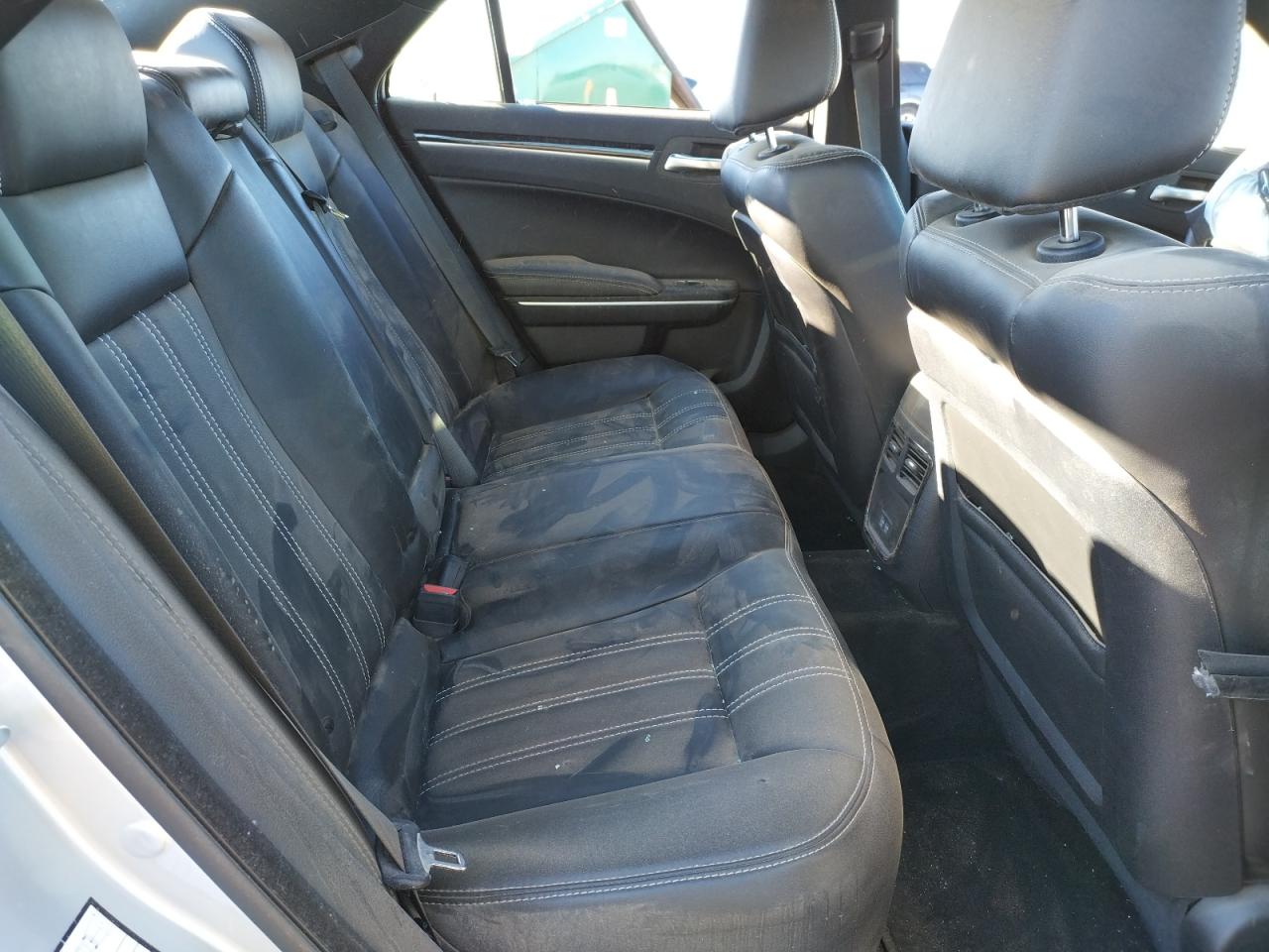 صورة رقم 6 من المزاد - 2021 CHRYSLER 300 S مع VIN 2C3CCABG2MH538029