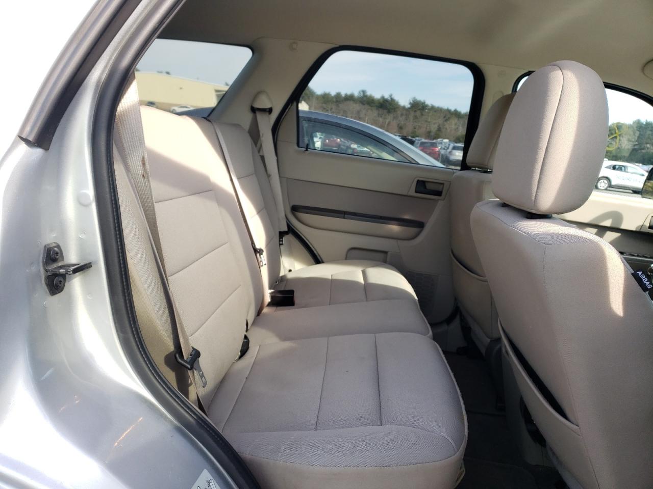 Photo 6 from auction – 2011 FORD ESCAPE HYB with VIN 1FMCU4K3XBKC71490