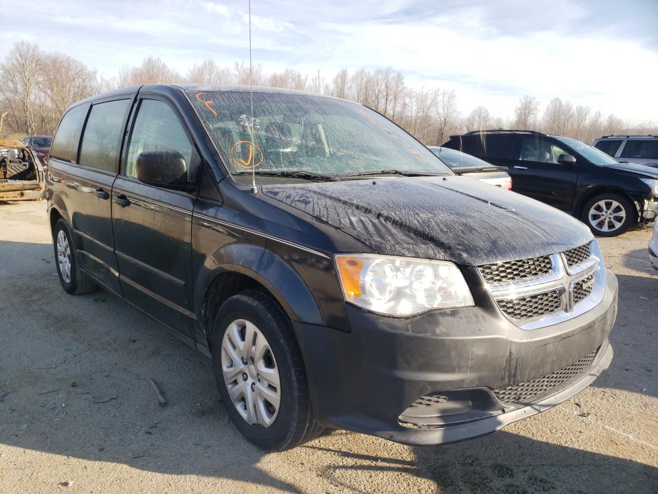 DODGE GRAND CARA 2014 with VIN 2C4RDGBGXER275791 - Photo from auction