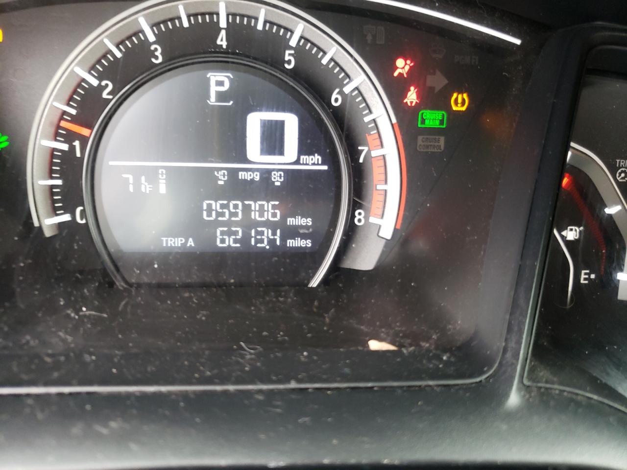 Photo 8 from auction – 2017 HONDA CIVIC LX with VIN 19XFC2F51HE225093