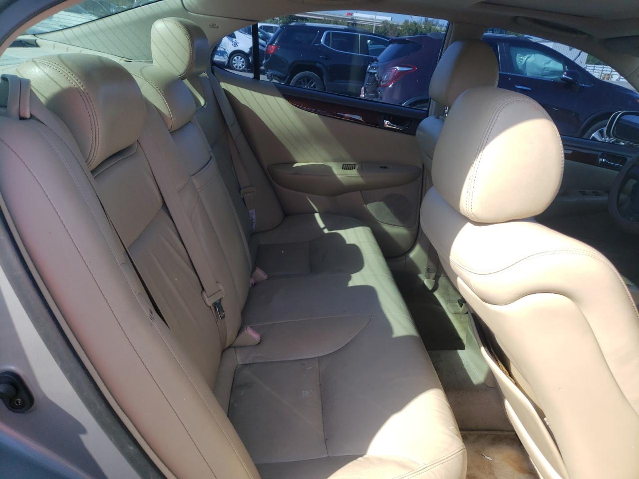 Photo 6 from auction – 2002 LEXUS ES 300 with VIN JTHBF30G220078352