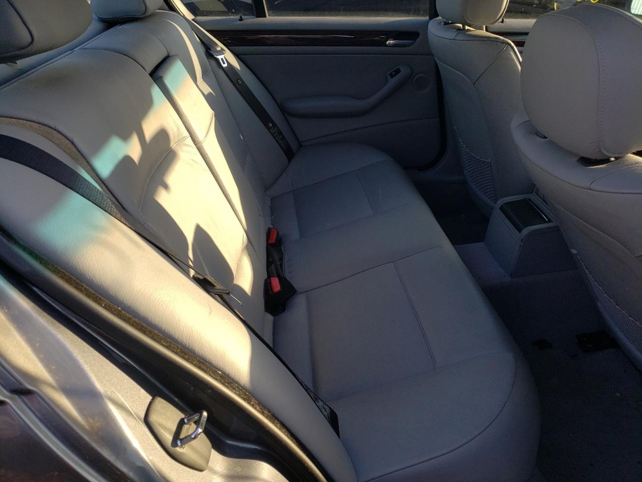 Photo 6 from auction – 2002 BMW 325 XI with VIN WBAEU33472PF58237
