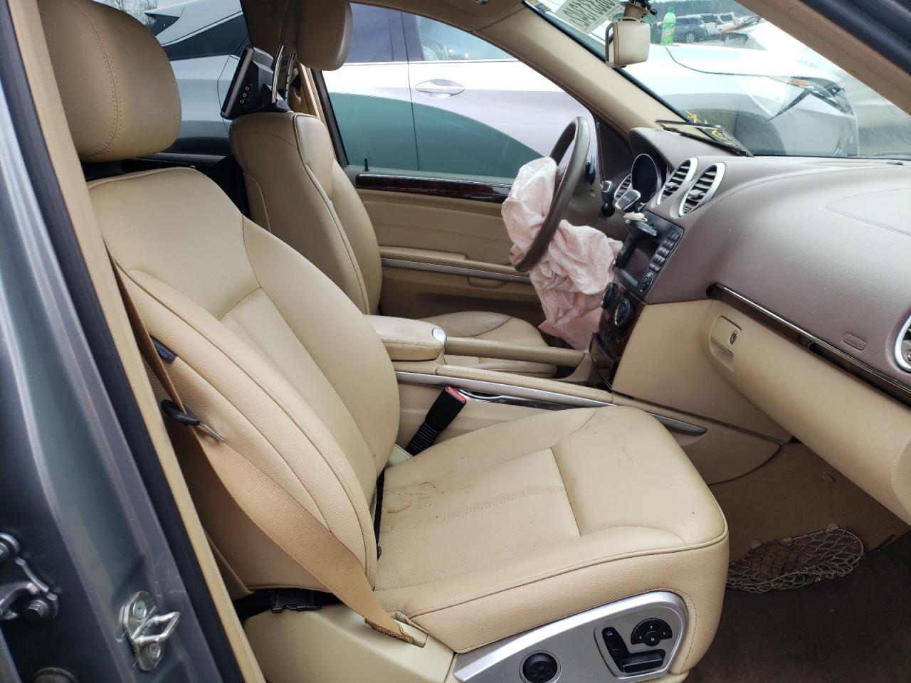 Photo 5 from auction – 2011 MERCEDES-BENZ GL 450 4MA with VIN 4JGBF7BE2BA749335