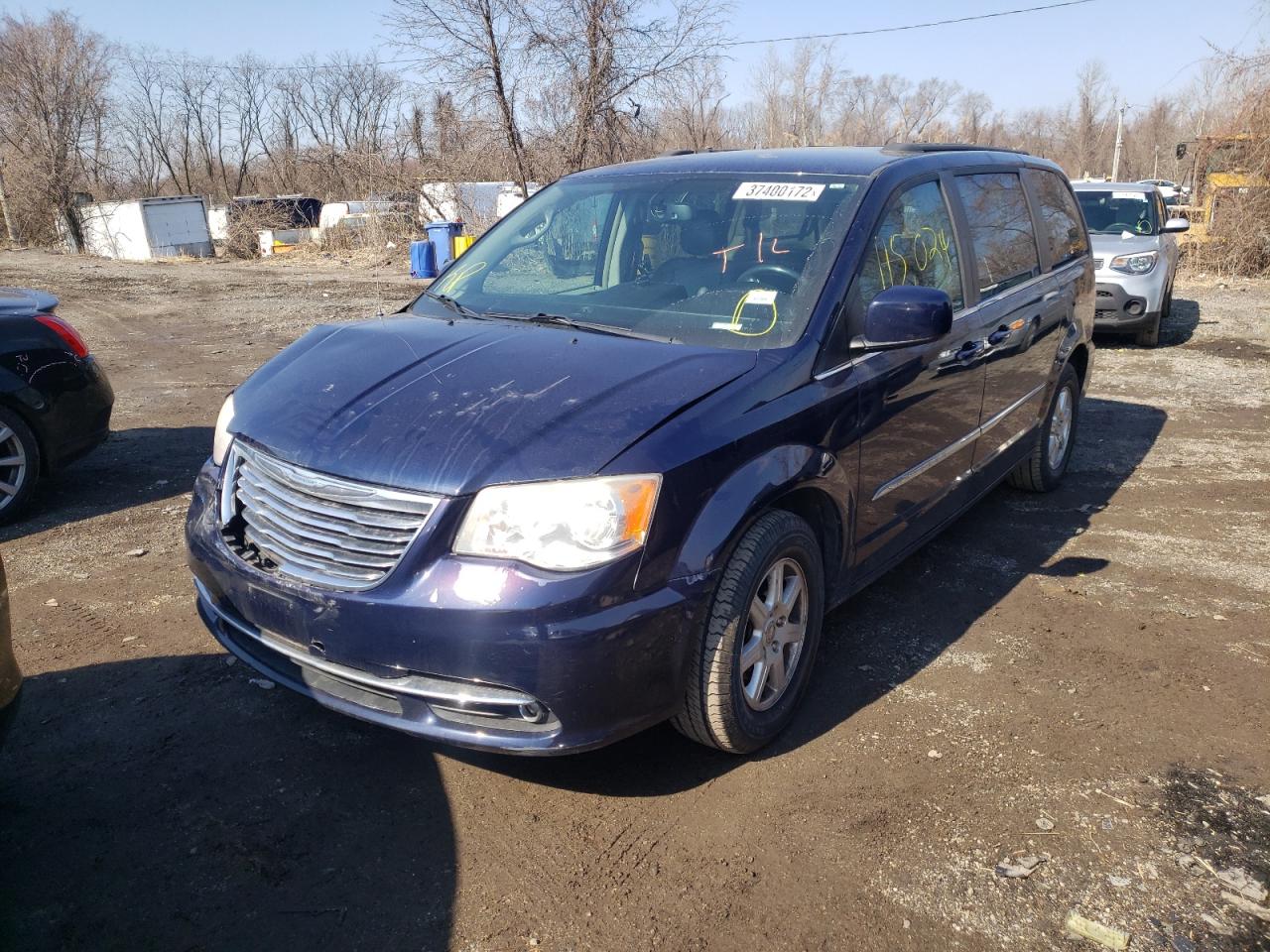 Photo 2 from auction – 2012 CHRYSLER TOWN & COU with VIN 2C4RC1BG4CR382316