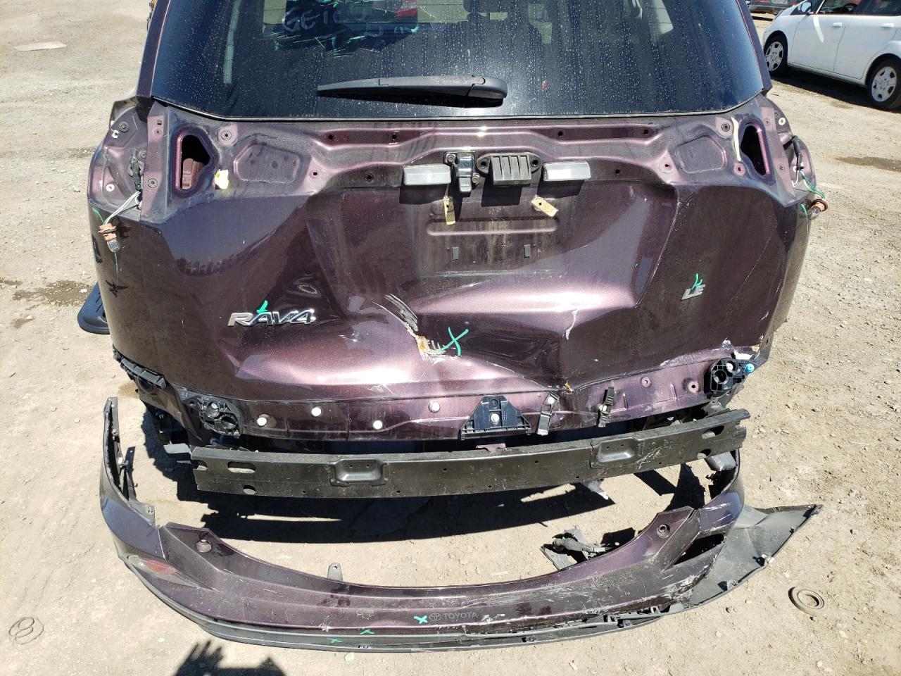 Photo 9 from auction – 2016 TOYOTA RAV4 LE with VIN 2T3ZFREV3GW302578