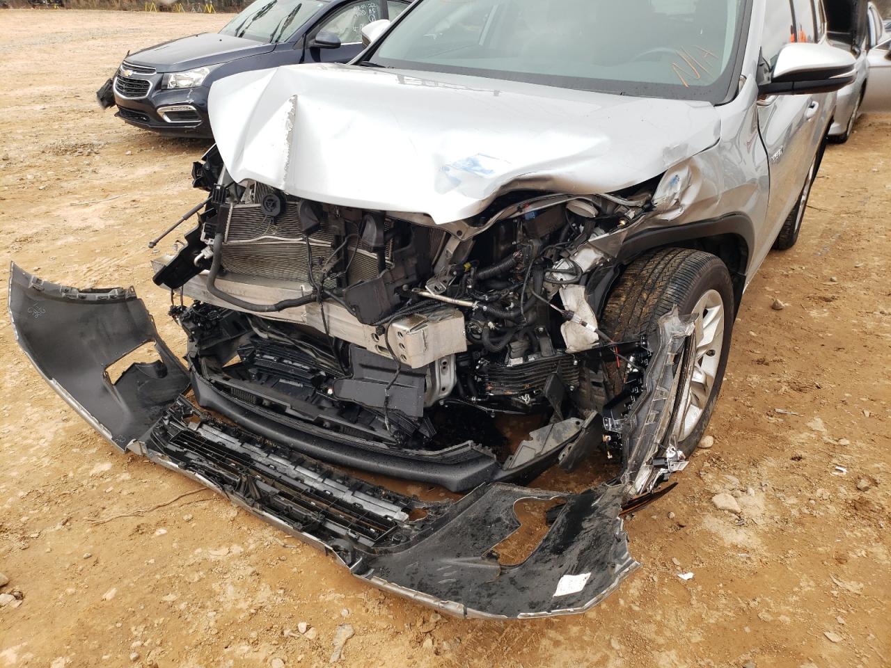 Photo 9 from auction – 2019 TOYOTA HIGHLANDER with VIN 5TDDGRFH9KS059188