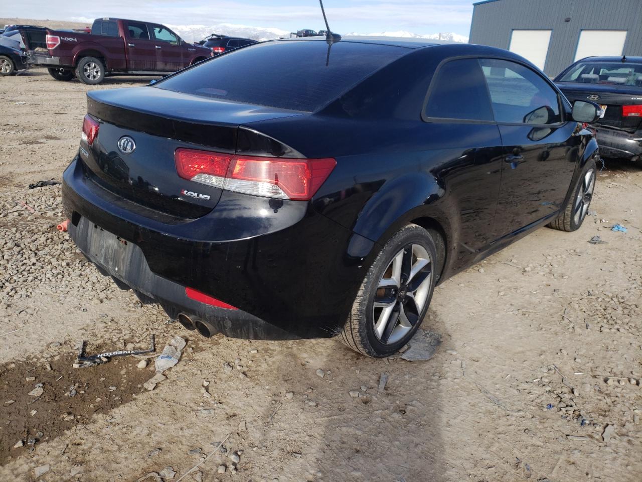Photo 4 from auction – 2010 KIA FORTE SX with VIN KNAFW6A34A5130210