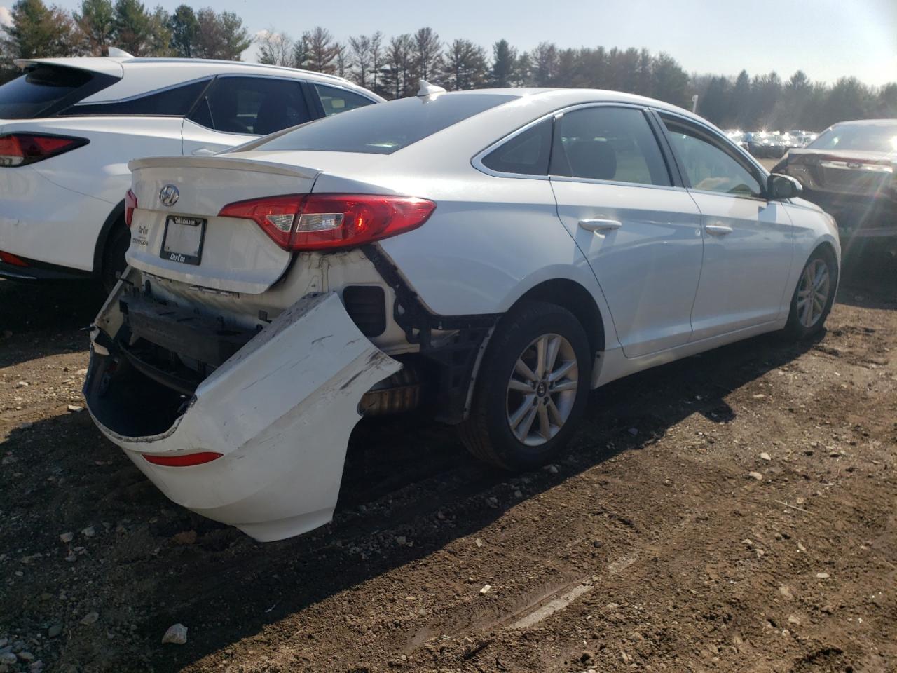 Photo 4 from auction – 2017 HYUNDAI SONATA SE with VIN 5NPE24AF6HH568522