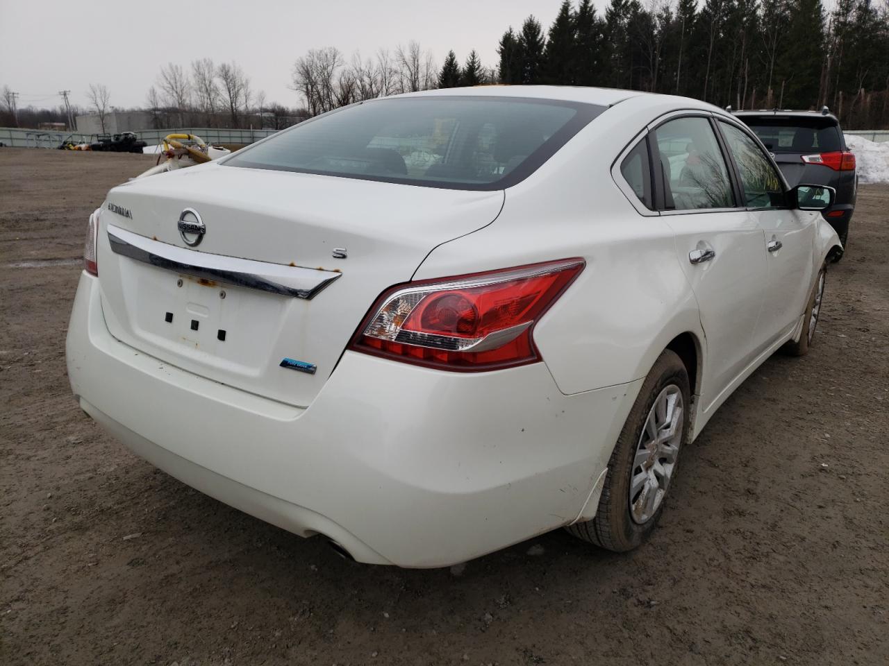 Photo 4 from auction – 2013 NISSAN ALTIMA 2.5 with VIN 1N4AL3AP4DN569165