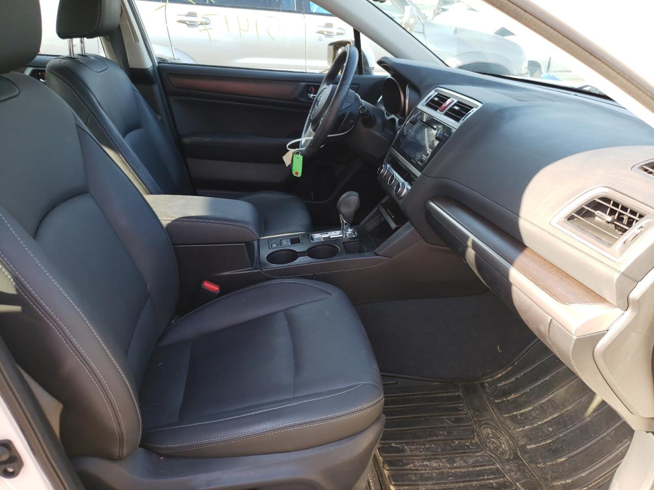 Photo 5 from auction – 2017 SUBARU LEGACY 2.5 with VIN 4S3BNAN64H3025121