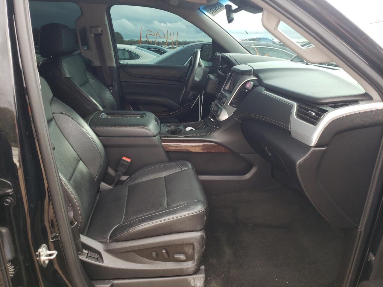 Photo 5 from auction – 2016 GMC YUKON SLT with VIN 1GKS2BKC0GR175445
