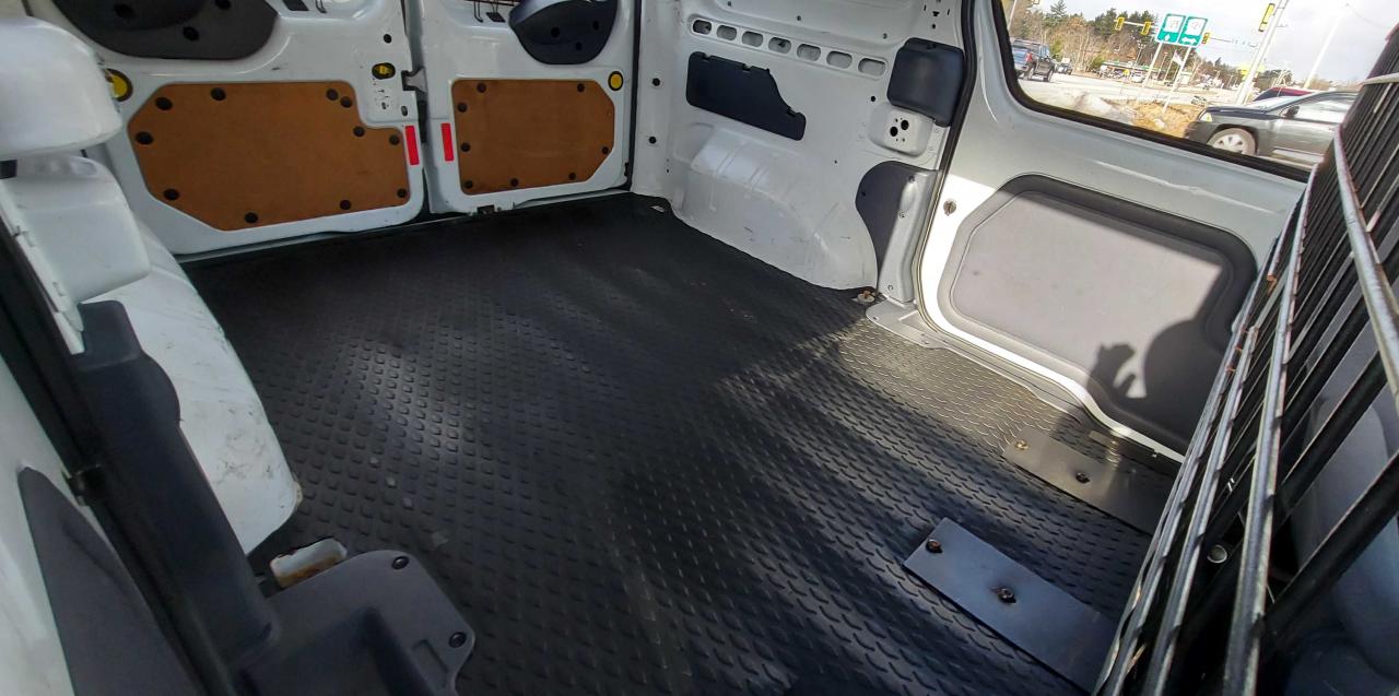 Photo 6 from auction – 2010 FORD TRANSIT CO with VIN NM0LS6BN2AT005460
