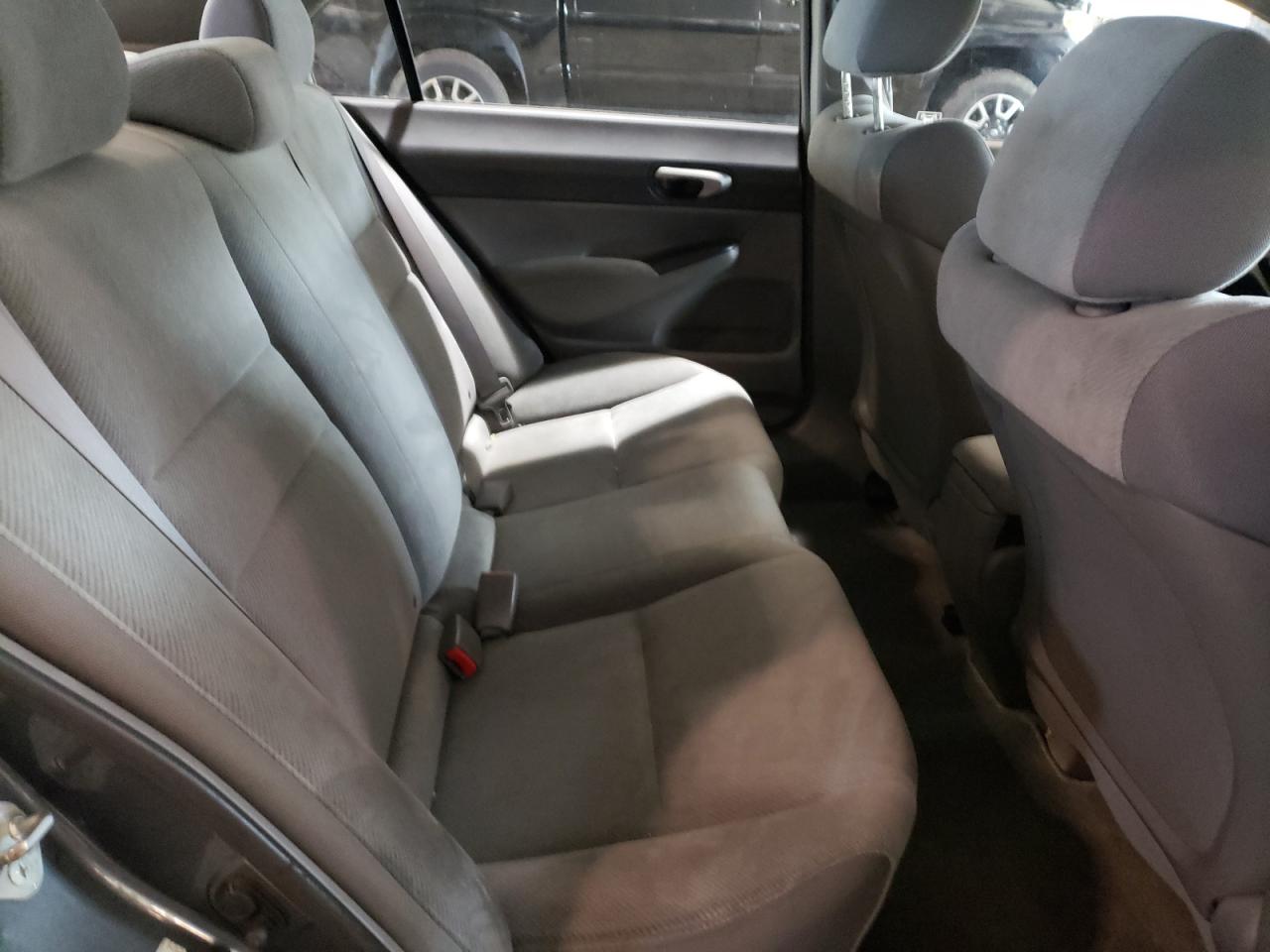 Photo 6 from auction – 2010 HONDA CIVIC LX with VIN 19XFA1F57AE022814