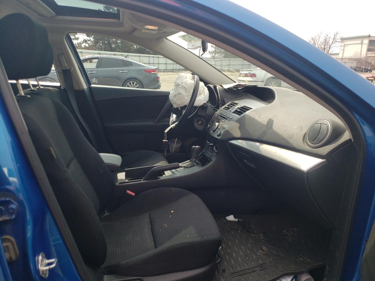 Photo 5 from auction – 2012 MAZDA 3 I with VIN JM1BL1V76C1531231