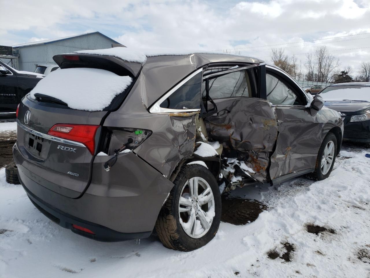 Photo 4 from auction – 2013 ACURA RDX TECHNO with VIN 5J8TB4H50DL004991