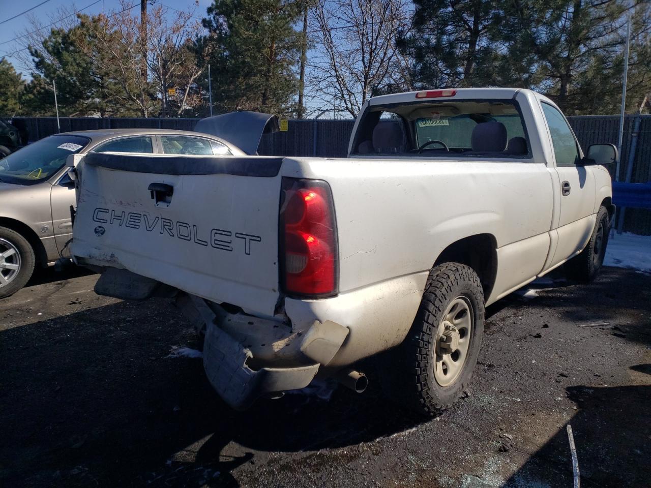 Photo 4 from auction – 2007 CHEVROLET SILVERADO with VIN 1GCEC14X07Z193394