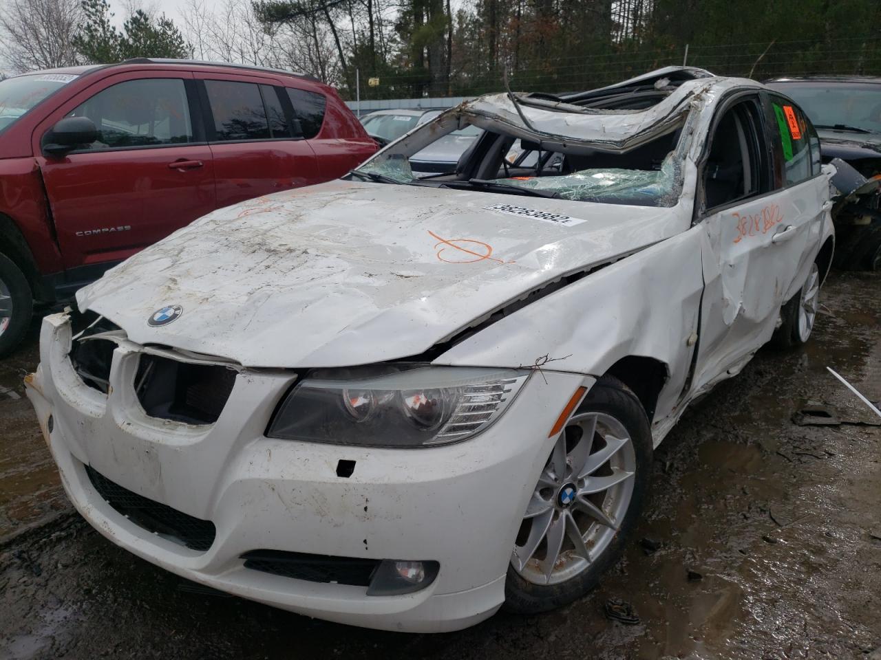 Photo 2 from auction – 2010 BMW 328 XI with VIN WBAPK7C52AA462657