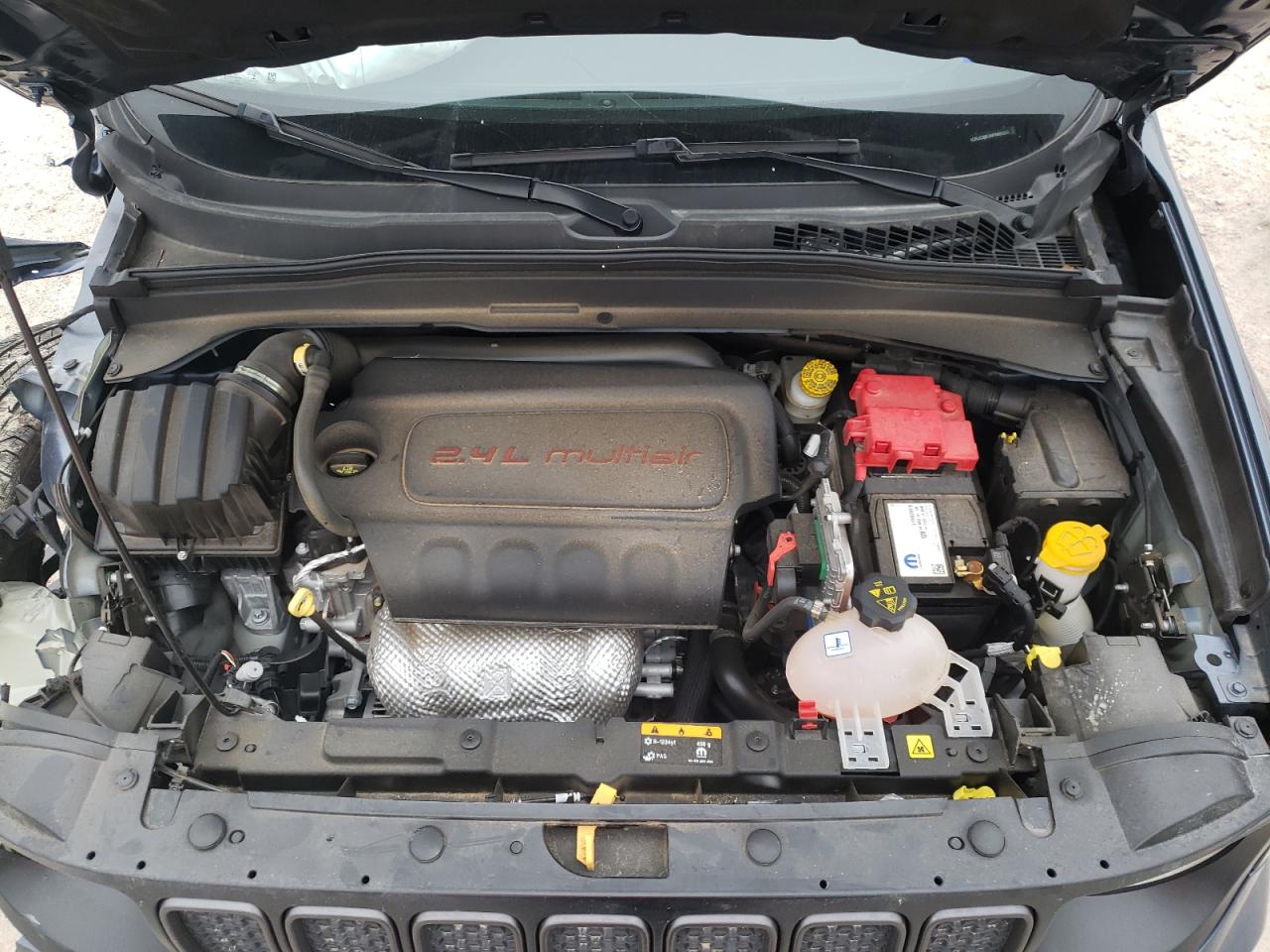 Photo 7 from auction – 2021 JEEP RENEGADE L with VIN ZACNJCBB3MPM69003