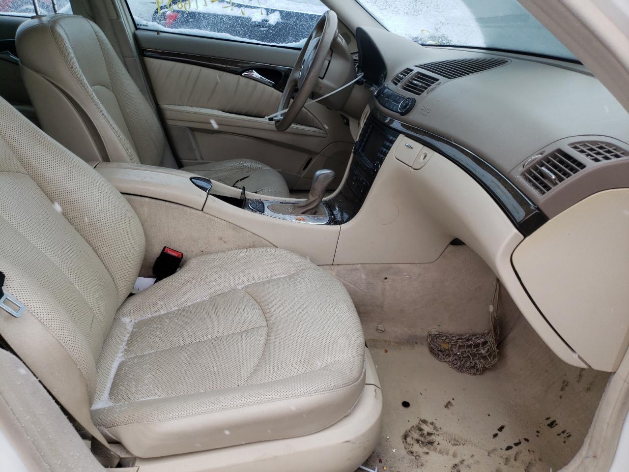 Photo 5 from auction – 2004 MERCEDES-BENZ E 320 with VIN WDBUF65J14A450906