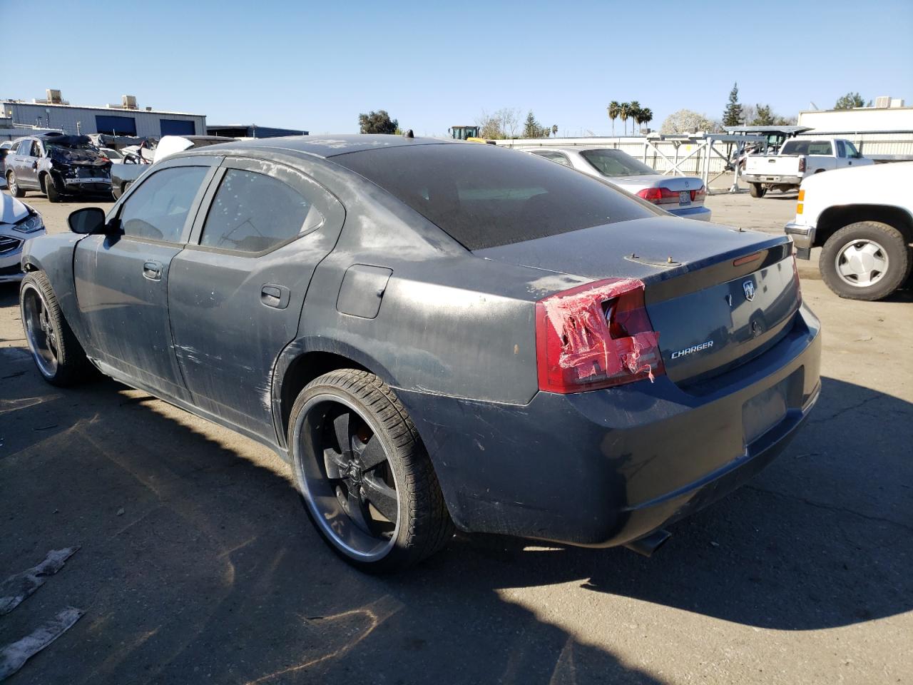 Photo 3 from auction – 2008 DODGE CHARGER with VIN 2B3KA43R88H150826