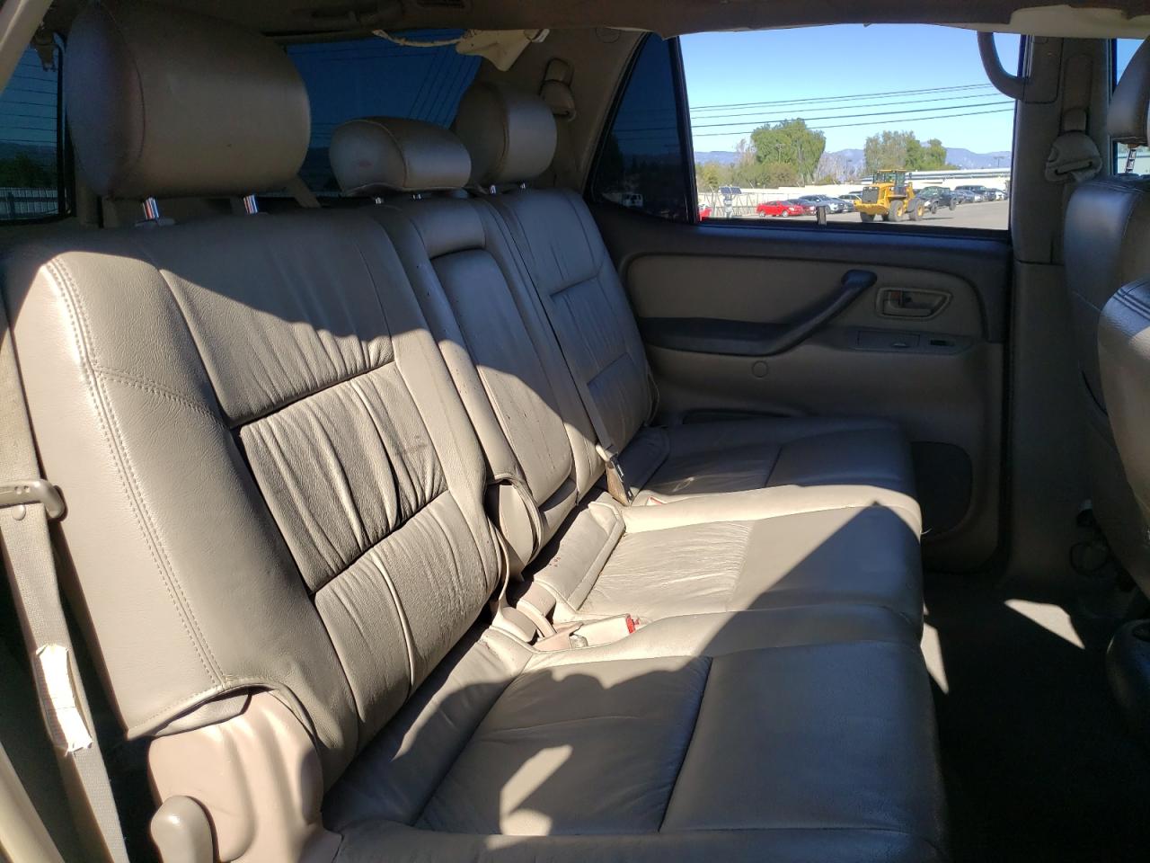 Photo 6 from auction – 2007 TOYOTA SEQUOIA SR with VIN 5TDZT34A87S294516