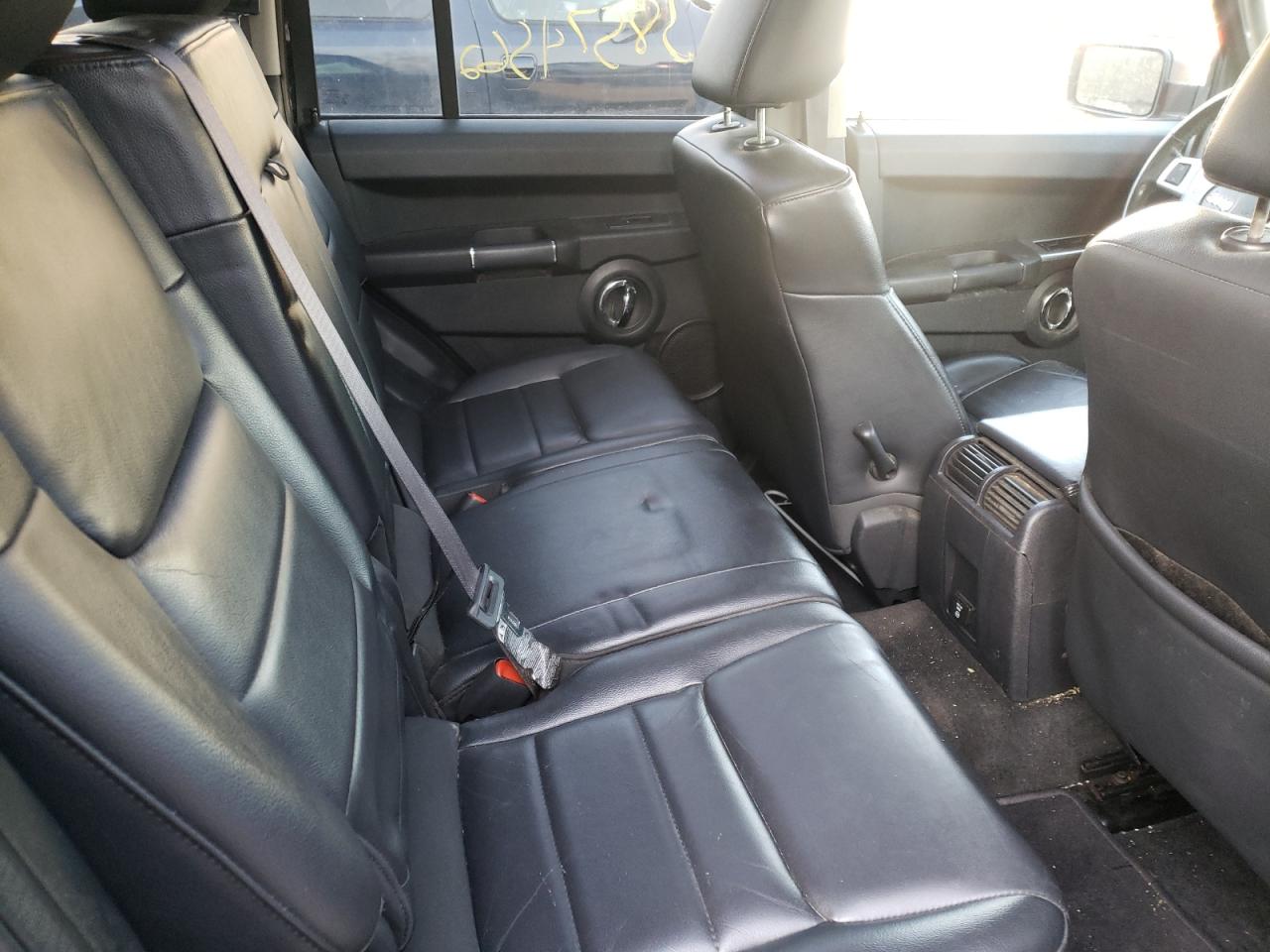 Photo 6 from auction – 2009 JEEP COMMANDER with VIN 1J8HG48K69C553932