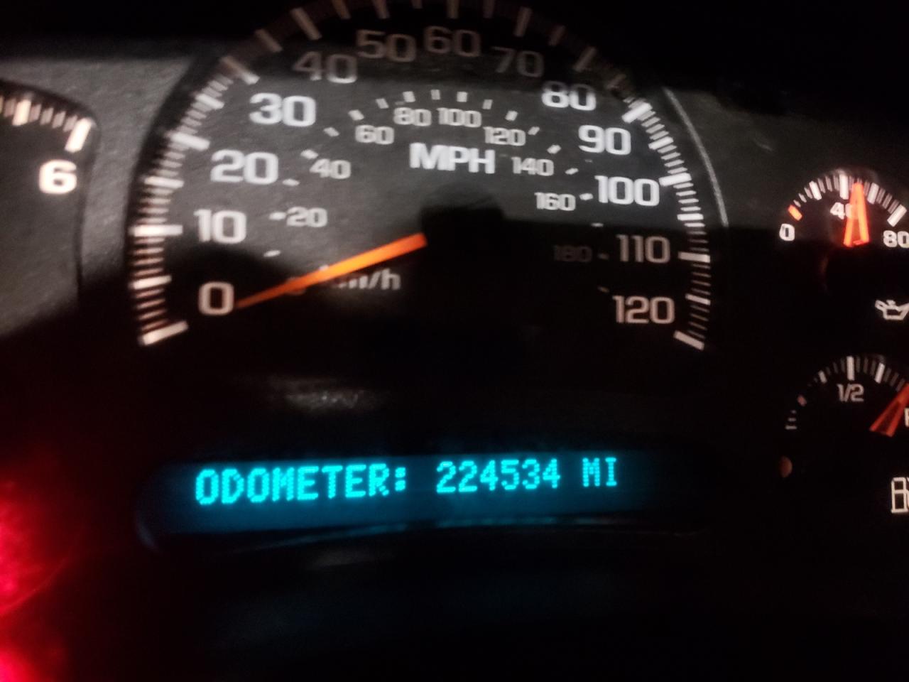 Photo 8 from auction – 2003 CHEVROLET SILVERADO with VIN 1GCHC23U53F193624