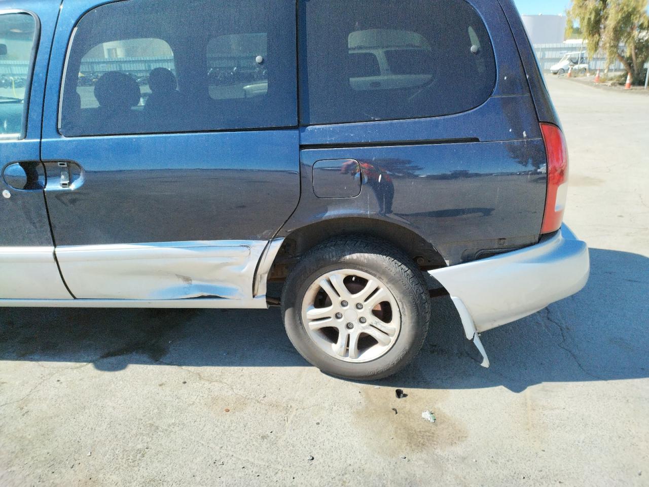 Photo 9 from auction – 2002 NISSAN QUEST GXE with VIN 4N2ZN15T82D816139