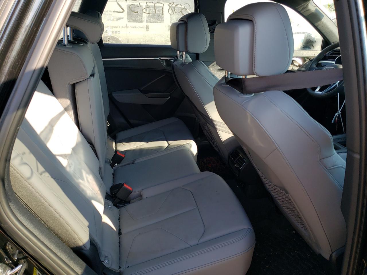Photo 6 from auction – 2020 AUDI Q3 PREMIUM with VIN WA1EECF35L1120699