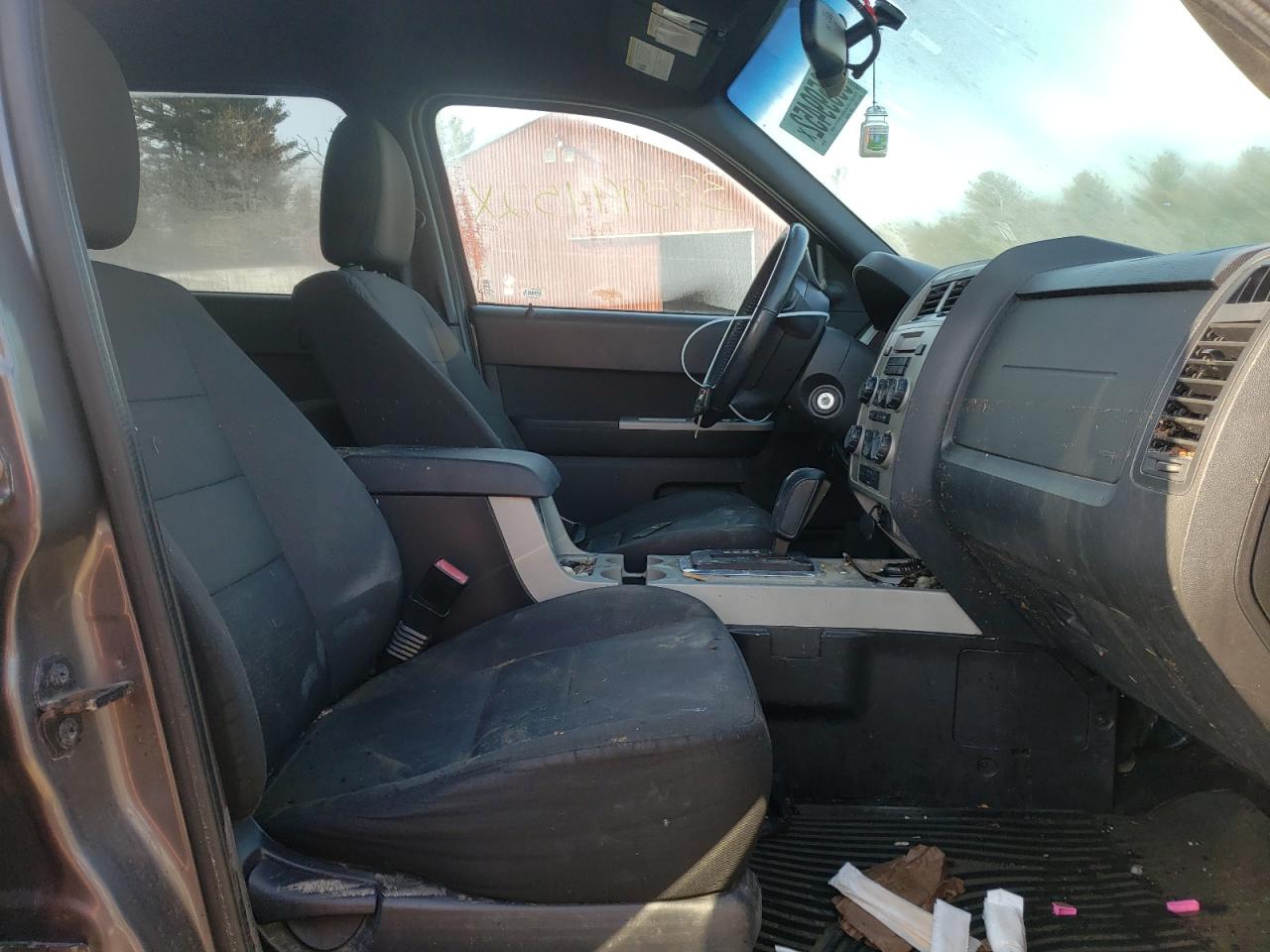 Photo 5 from auction – 2012 FORD ESCAPE XLT with VIN 1FMCU9D72CKB94239