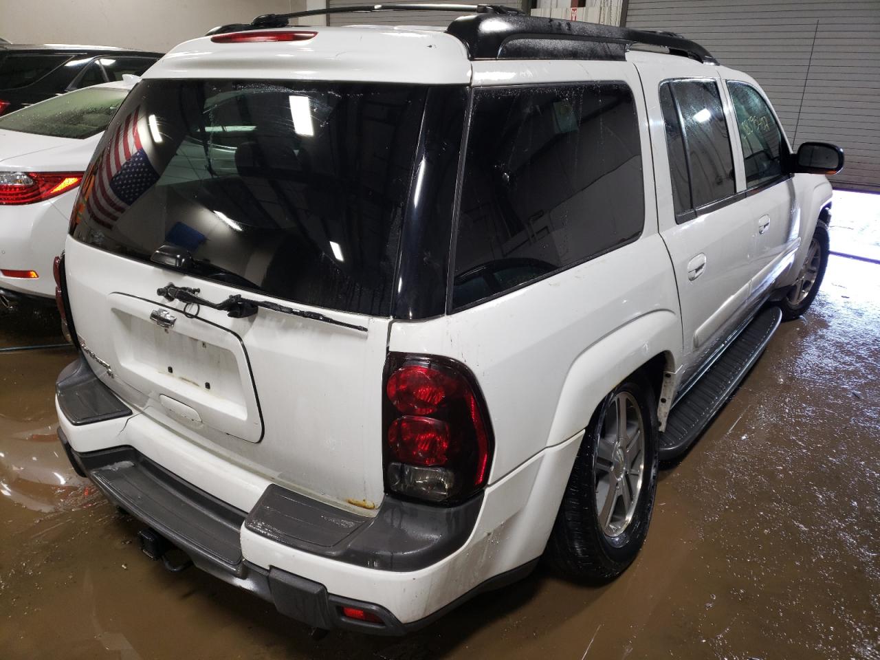 Photo 4 from auction – 2005 CHEVROLET TRAILBLAZE with VIN 1GNET16S456122173