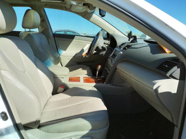 Photo 5 from auction – 2011 TOYOTA CAMRY HYBR with VIN 4T1BB3EK4BU136847