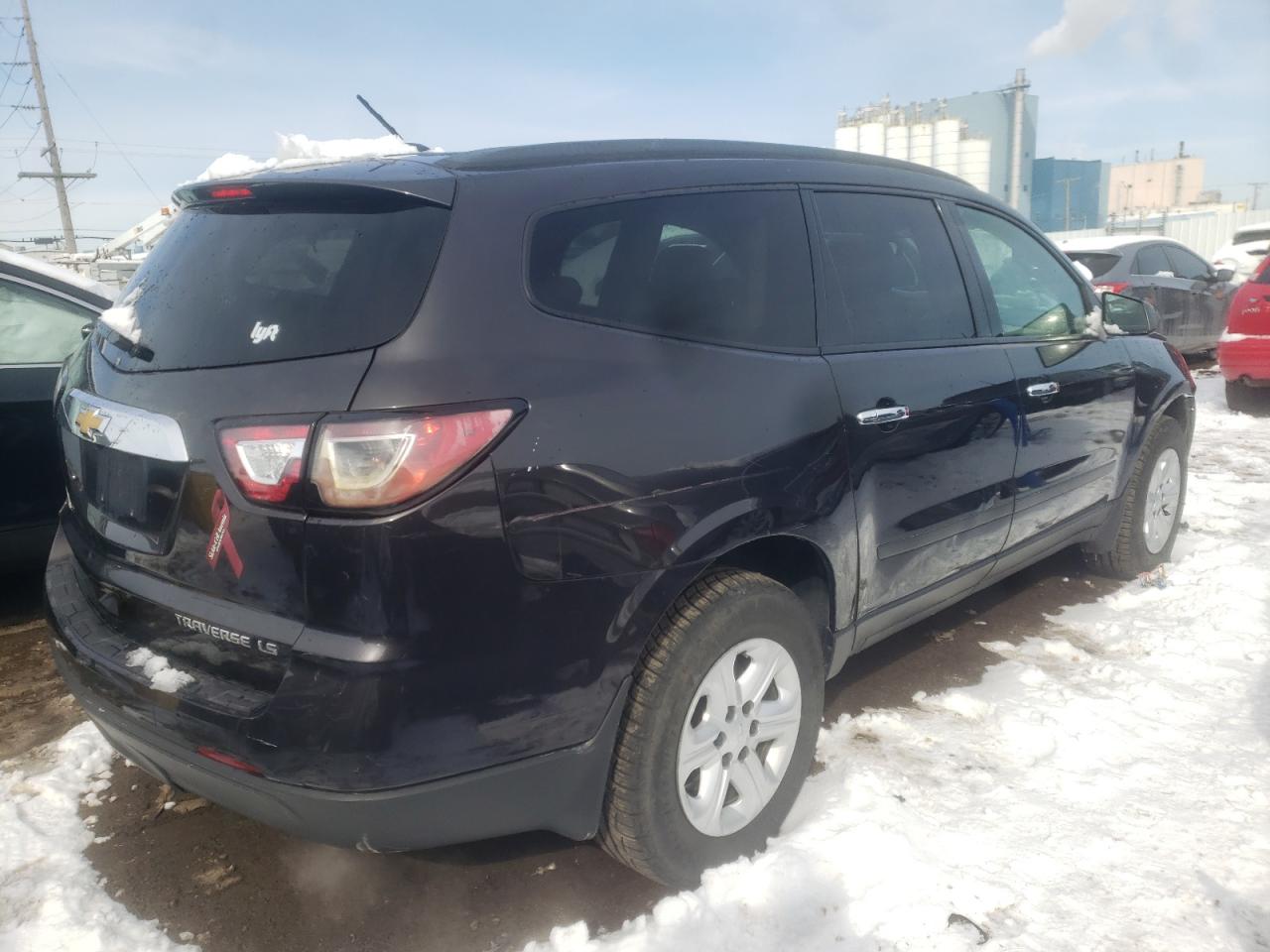 Photo 4 from auction – 2015 CHEVROLET TRAVERSE L with VIN 1GNKRFKD2FJ379353