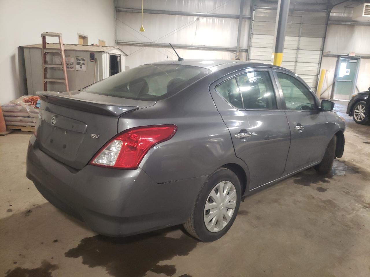 Photo 4 from auction – 2017 NISSAN VERSA S with VIN 3N1CN7APXHL897557